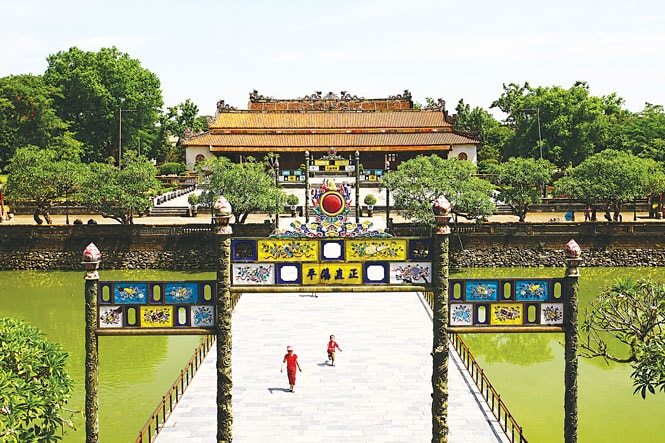 TOUR GHÉP 1 NGÀY HUẾ (TOUR GHÉP - ĐÓN TẠI ĐÀ NẴNG)