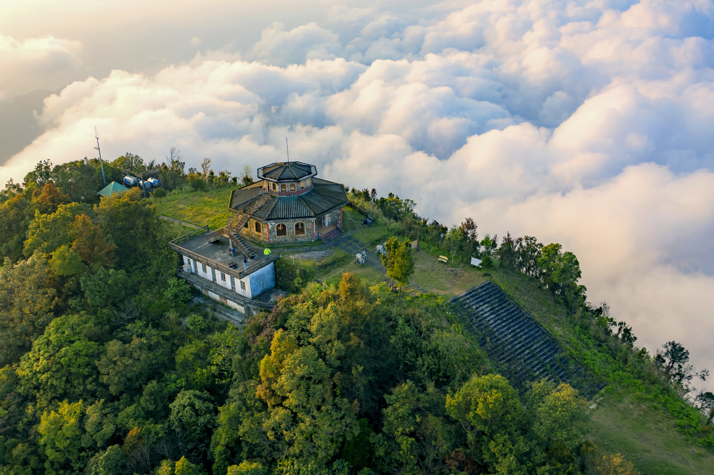 TOUR GHÉP 1 NGÀY VƯỜN QUỐC GIA BẠCH MÃ 