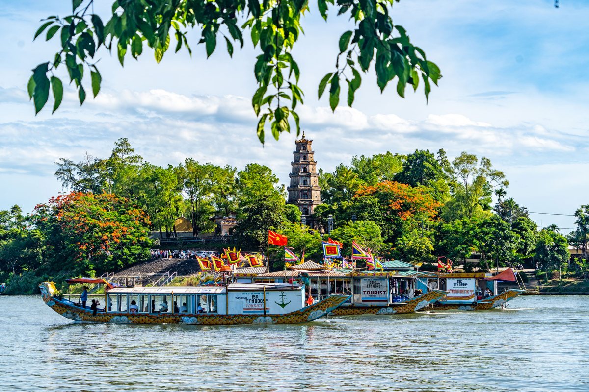 TOUR GHÉP 1 NGÀY CITY TOUR HUẾ 