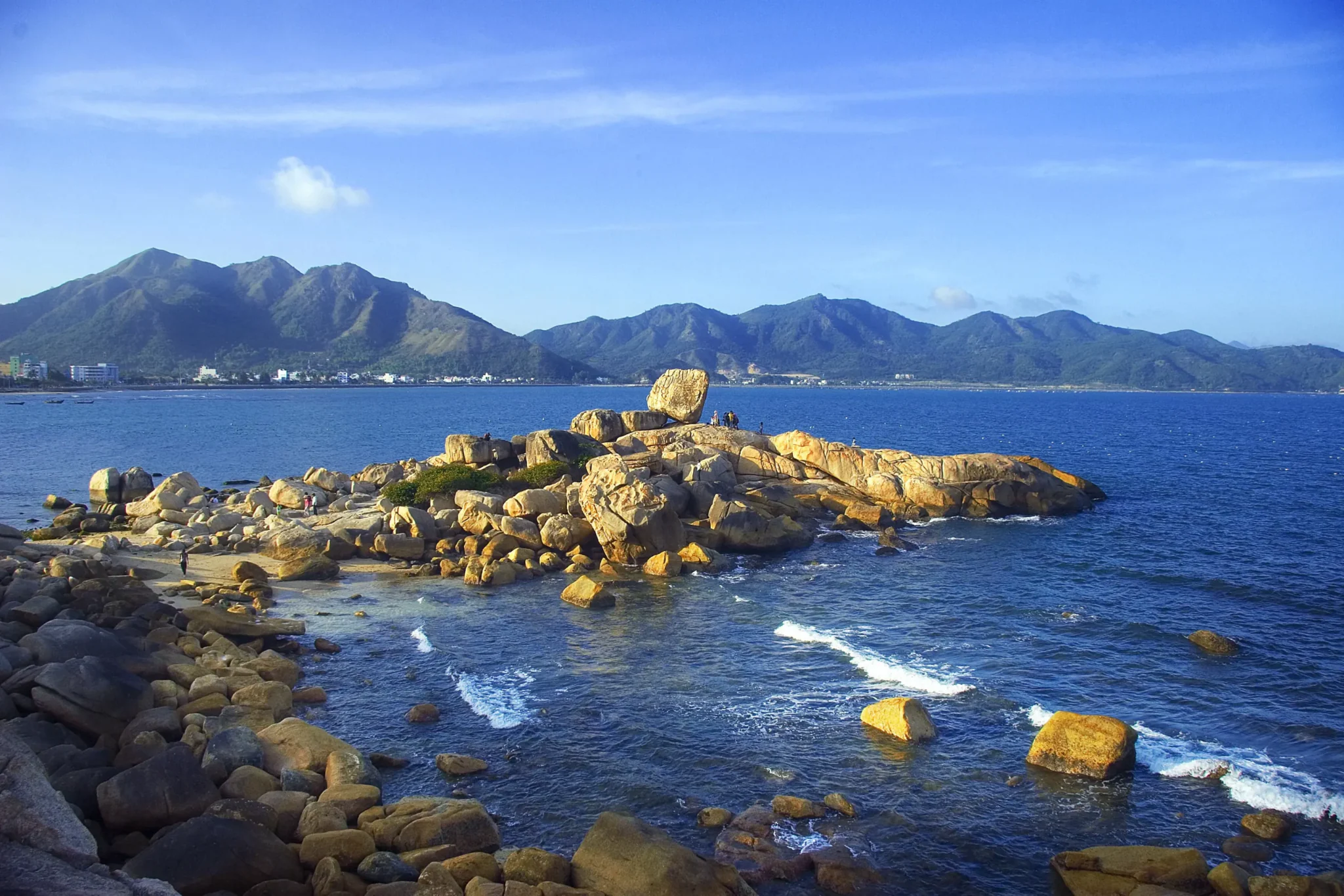 TOUR GHÉP 1 NGÀY CITY TOUR NHA TRANG 