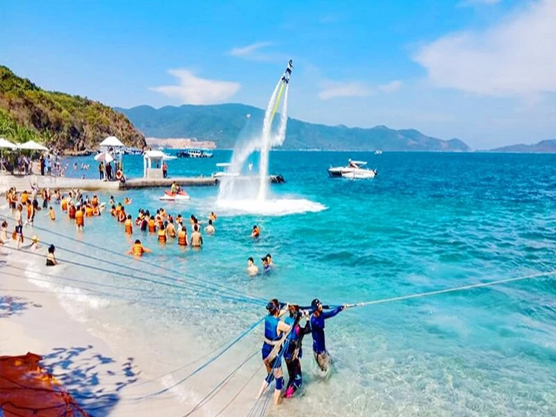 TOUR GHÉP 1 NGÀY 3 ĐẢO DELUXE ( BÃI TRANH - LÀNG CHÀI - VỊNH SAN HÔ )
