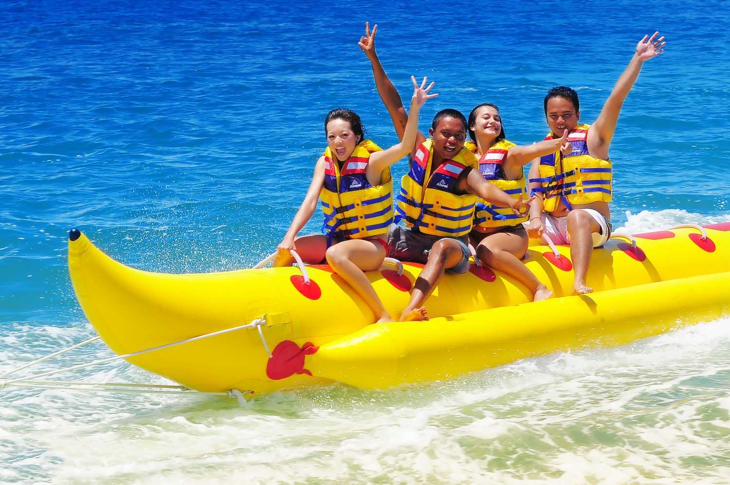 TOUR GHÉP 1 NGÀY ĐẢO ROBINSON NHA TRANG