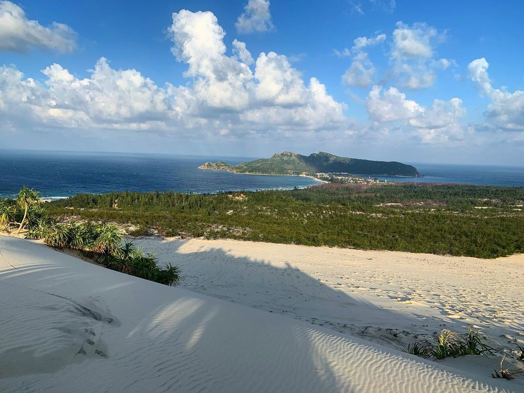 TOUR GHÉP 1 NGÀY NHẤT TỰ SƠN – BIỂN VỊNH HÒA – ĐỒI CÁT TỪ NHAM