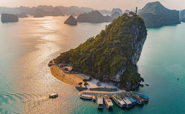 TOUR GHÉP 1 NGÀY HẠ LONG ĐÓN VÀ TRẢ TẠI BẾN TUẦN CHÂU ( TÀU THƯỜNG)