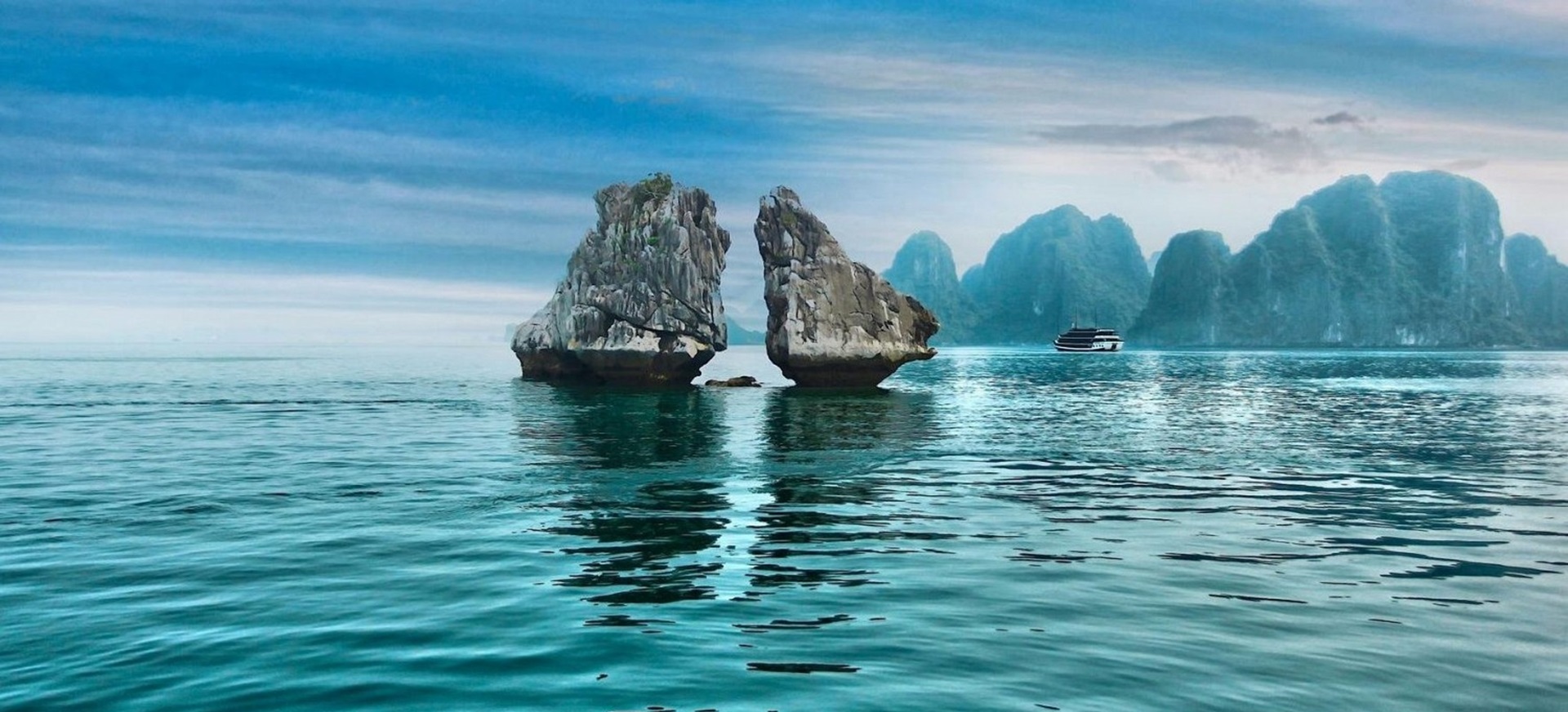 TOUR GHÉP 1 NGÀY HẠ LONG ĐÓN VÀ TRẢ TẠI BẾN TUẦN CHÂU ( TÀU VIP)