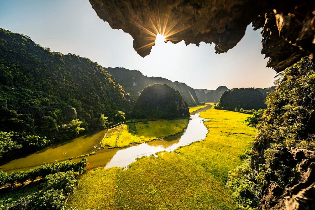 TOUR GHÉP 1 NGÀY HOA LƯ - TAM CỐC 