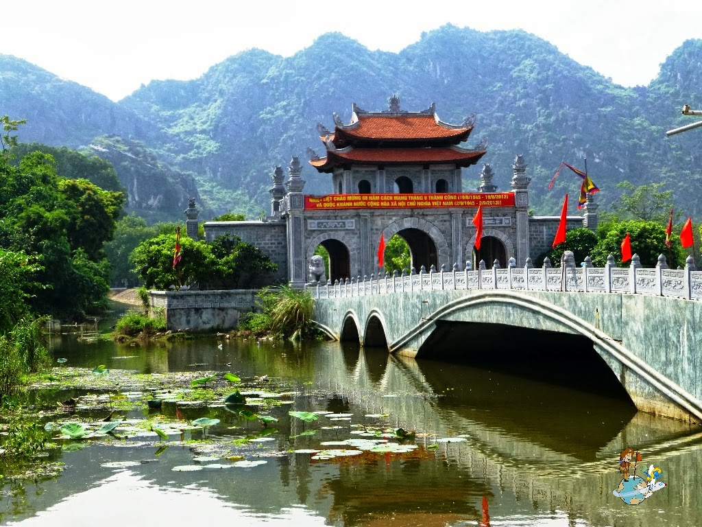 TOUR GHÉP 1 NGÀY HOA LƯ - TRÀNG AN - HANG MÚA 