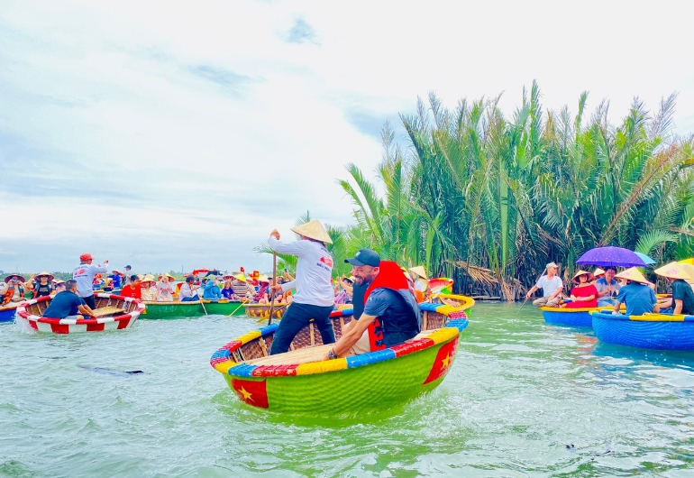 TOUR GHÉP 1 NGÀY RỪNG DỪA BẢY MẪU 