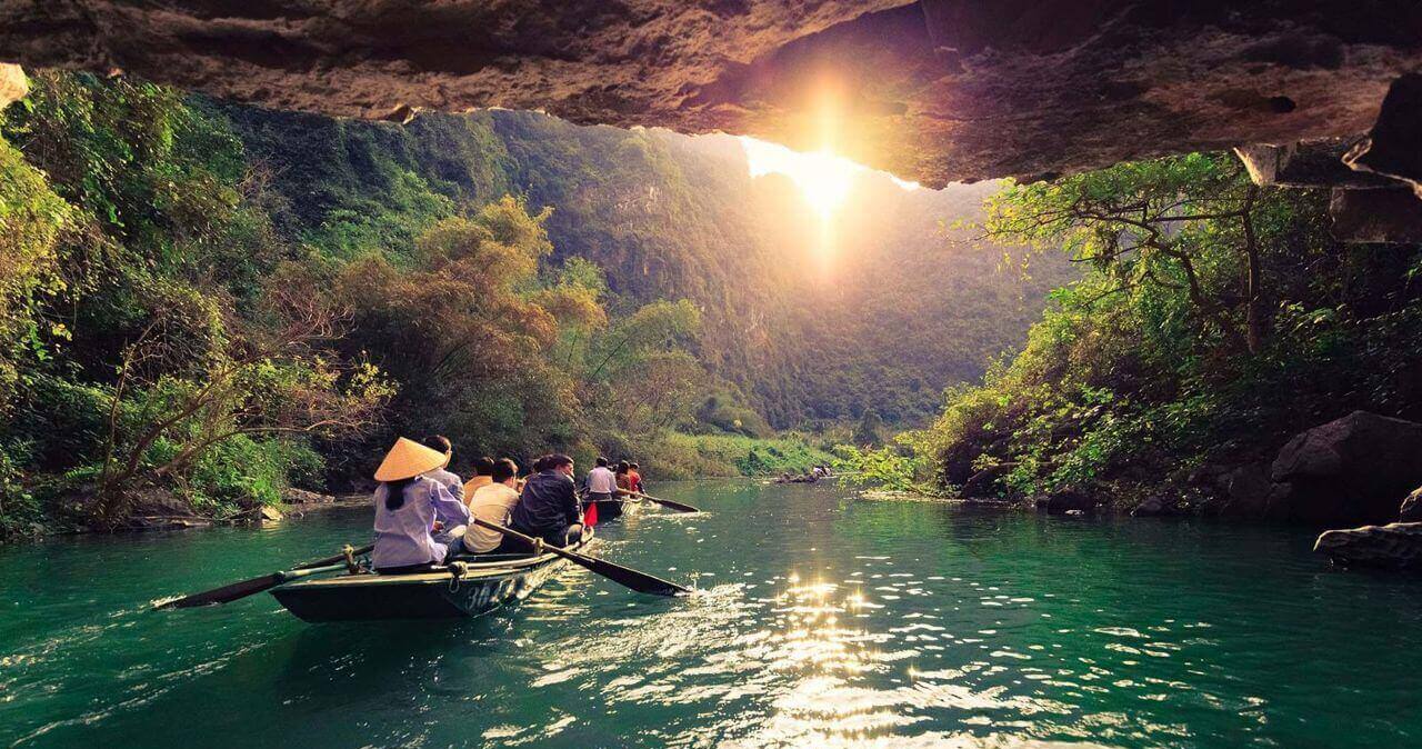 TOUR GHÉP 1 NGÀY TUYỆT TỊNH CỐC - TAM CỐC - HANG MÚA 