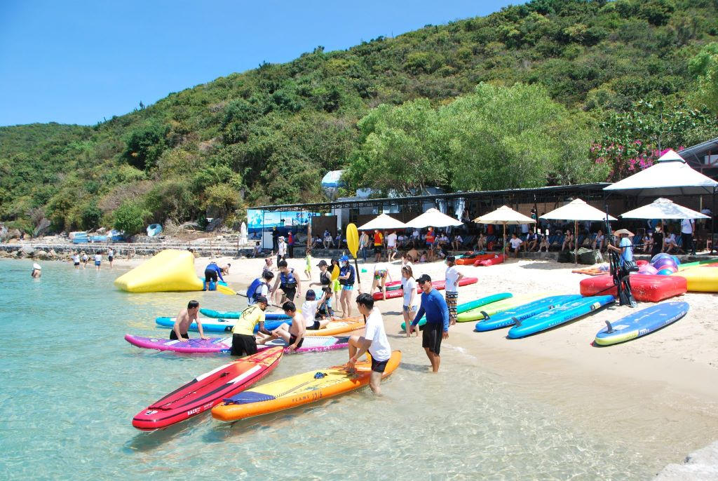 TOUR GHÉP 1 NGÀY 3 ĐẢO NHA TRANG ( HÒN MUN - LÀNG CHÀI - MINI BEACH)