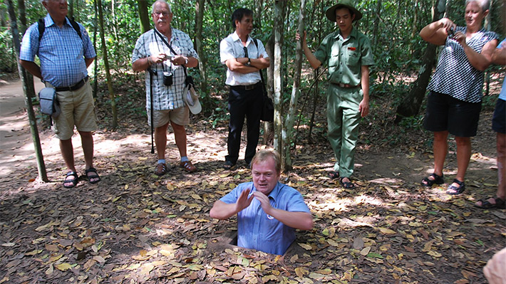 TOUR GHÉP ĐỊA ĐẠO CỦ CHI 1/2 NGÀY