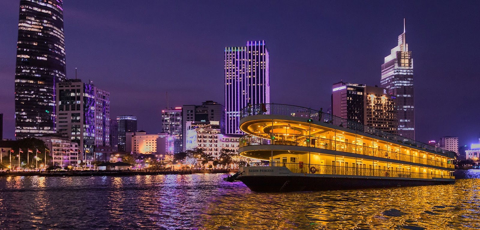 TOUR GHÉP 1 NGÀY MÚA RỐI NƯỚC & ĂN TỐI TRÊN DU THUYỀN TP HCM