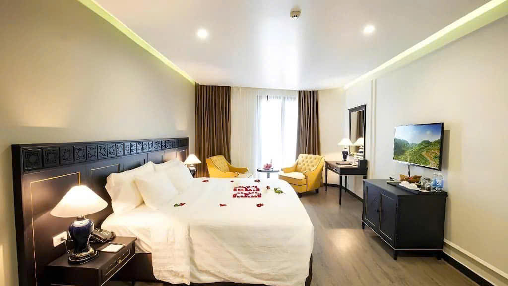 Combo 2D1N at BB Hotel Sapa