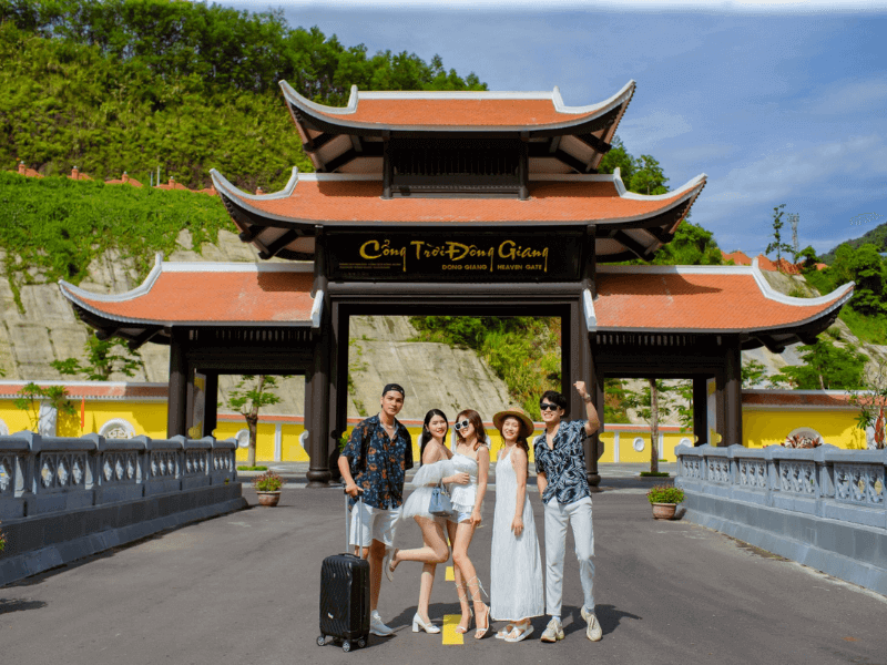 Vé Tham Quan Khu Du Lịch Cổng Trời Đông Giang