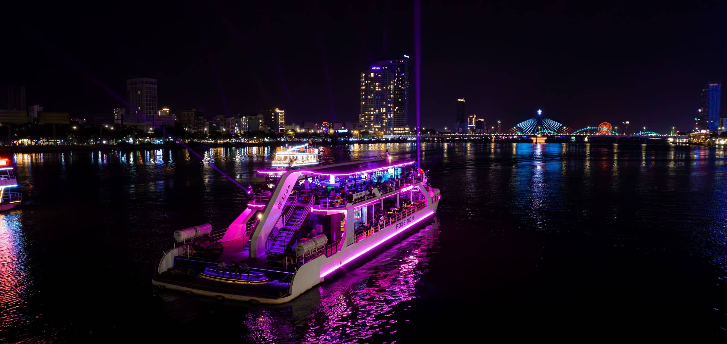 DU THUYỀN POSEIDON ĐÀ NẴNG