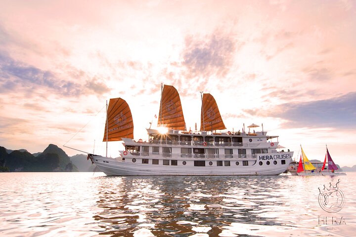 2D1N Cruise Tour: HERA GRAND CRUISE – HA LONG BAY